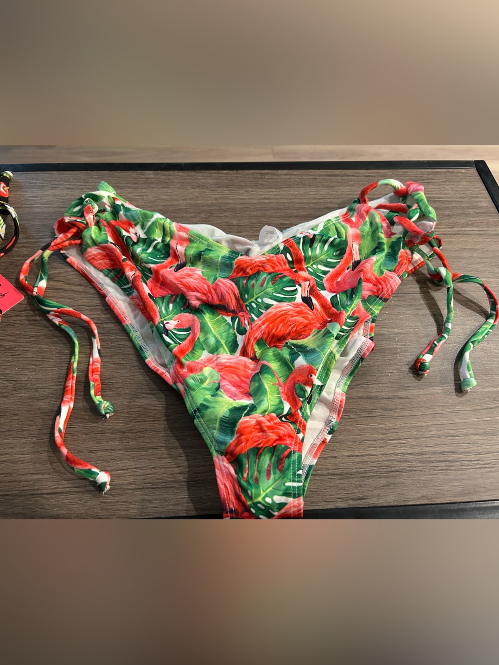 Curvy beach side tie bottom New